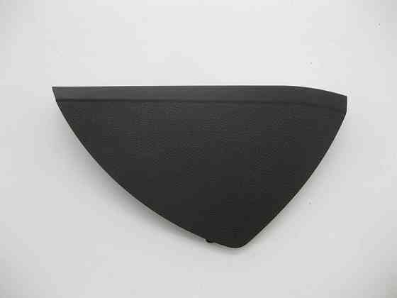 Mercedes-Benz  A2047231108 9051 Пластикова накладка - трикутник чорний передньої лівої дверної карти C-Class W204 Одеса