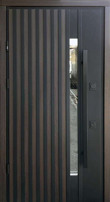 Двері вуличні з ручкою трубою і магнітним прижимом, модель Rio-S loft, VIN 23/vin.Білий атлас Київ - фото 1