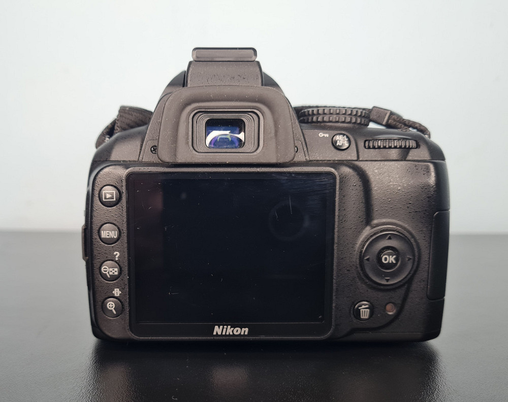 Дзеркальий фотокапарат Nikon D3000 + kit об'єктив 18-55 + сумка + SD 64GB Клевань - изображение 3