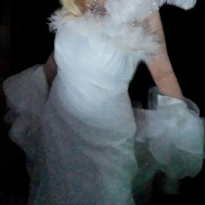 Біла сукня з накидкою Киев - изображение 1