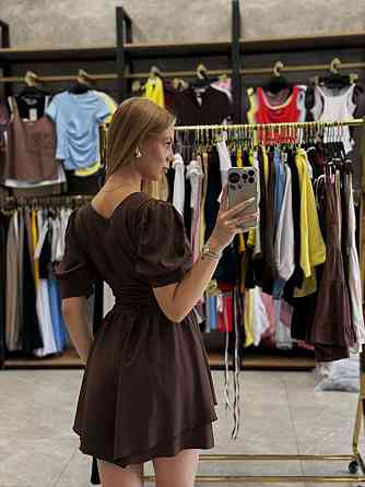Женское романтичное приталенное платье-комбинезон еврософт Шоколадный, 46 Одесса