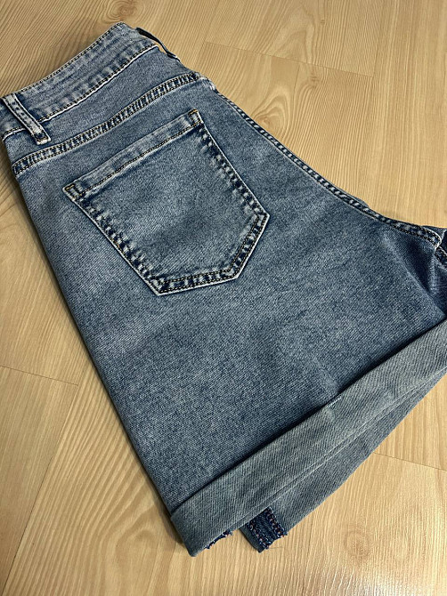 Шорты женские джинсовые Derun 7025-7027-7028-7030 с подворотом и ремнем стрейчевые голубые, голубой, З4, 34, 92 см, 124 см Киев - изображение 15