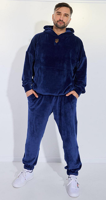 Мужской велюровый костюм из натуральной ткани Киев - изображение 1