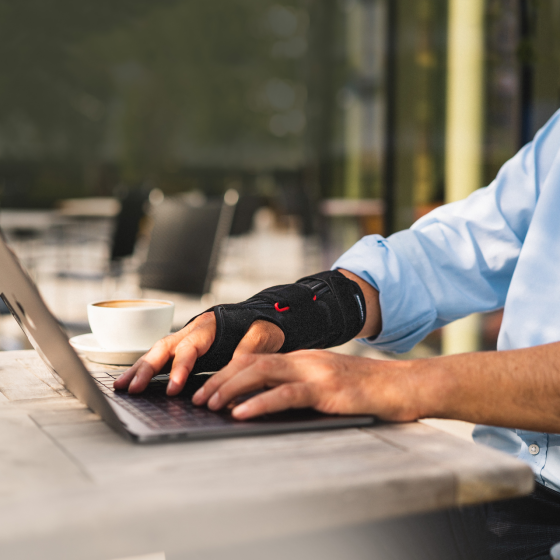 Універсальний ортез променево-зап'ясткового суглоба DonJoy DuoForm Дніпро