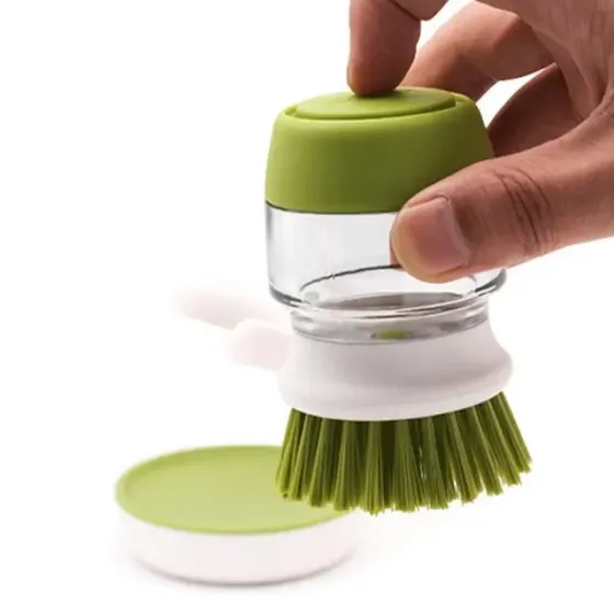 Щетка для мытья посуды с дозатором для моющего средства Soap Brush Коломия