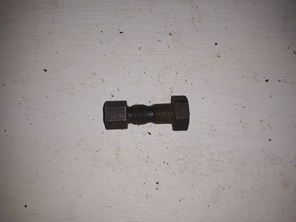 Винт регулировочный коромысел ЗИЛ-130. 130-1007117 Харьков - изображение 1