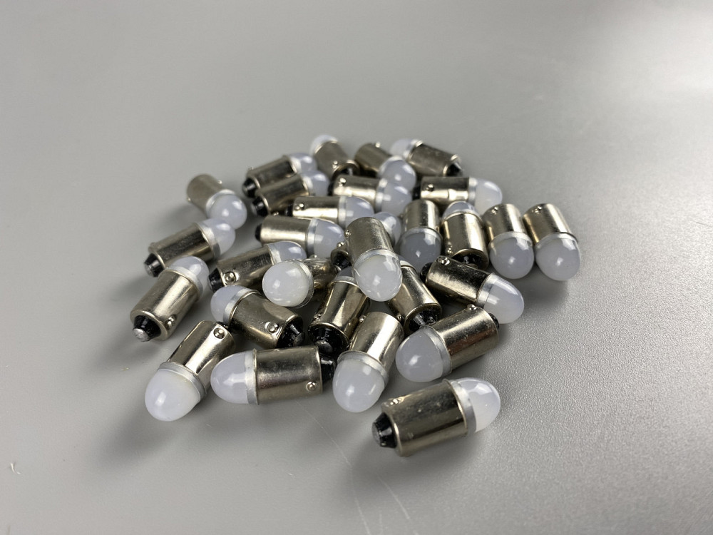 Лампа LED габаритних вогнів панелі приладів 12V цоколь BA9S додаткове автомобільне освітлення Мукачево - фото 5