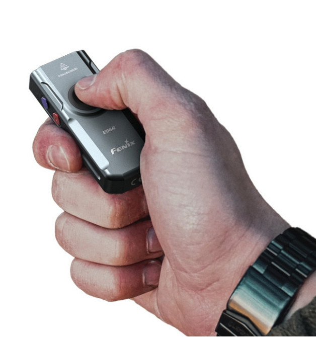 Ліхтар наключний Fenix ​​E06R 700лм 110м (Сірий) Київ - фото 6