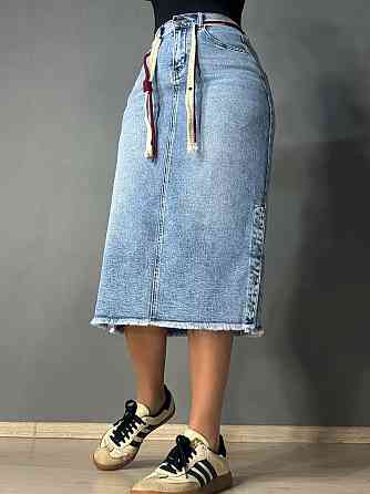 Юбка женская джинсовая ZJY 68015 с разрезами на кнопках талия на резинке голубая, голубой, 31, 31, 87 см, 109 см Киев