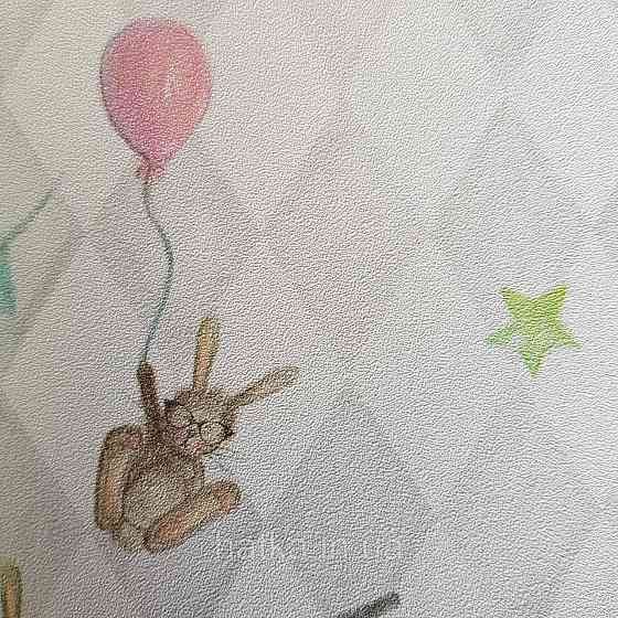 Флізелінові шпалери дитячі BN Doodleedo 0,53 х 10 м цирк тварини слони птиці повітряні кулі зірки сіро білі Київ