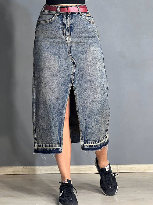 Юбка женская джинсовая ZJY 68007 разрез спереди стрейчевая ниже колена с ремнем темно-синяя, темно-синий, 33, 33, 88 см, 117 см Киев - изображение 1