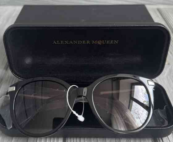 Солонезахисні окуляри Alexander Mcqueen Iconic. Київ