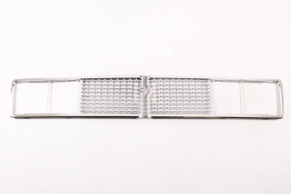 Решетка радиатора 2106 хром. Пластик Винница - изображение 1