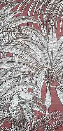 Шпалери вінілові на флізеліні Rasch Clasik 0,53х10 птиці папуги тваринні пальми листя сіре на бордовому Київ