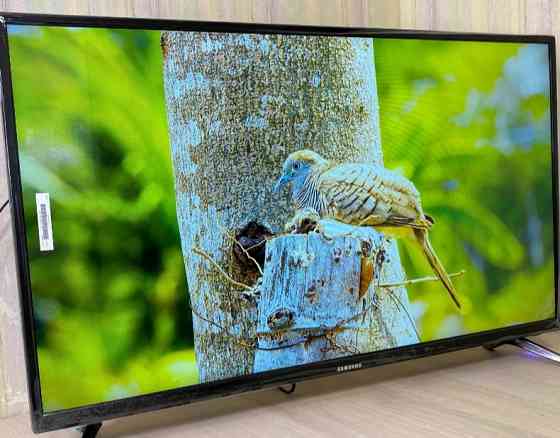 Телевізор Безрамний ТОНКІЙ: Samsung 32" 4K, Smart TV, HDR, T2. Харків