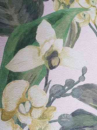 Шпалери вінілові Decoprint Breeze листя метелики квіти орхідеї лілії салатові зелені на пісочному 0.53х10 м Київ