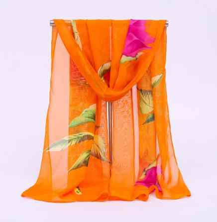 Жіночий шарф з розою 150 на 50 см помаранчево-різнобарвний Київ