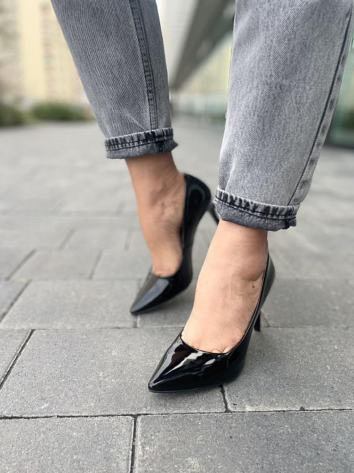 Туфлі жіночі LAVINI чорні шкіра лакована каблук 10 см 35 р. (3729) Коломия - фото 7