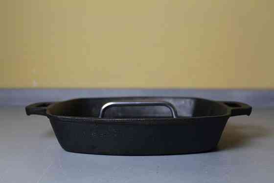 Чавунна сковорода-гриль 24 см. Broil King 91658 Код: 003350 Рівне