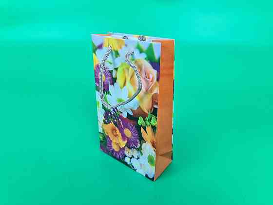 Пакет паперовий подарунковий малий 11/18/5 (арт М147) (12 шт.) Харків