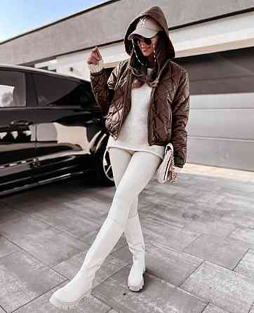 Женская короткая куртка с капюшоном водоотталкивающая плащевка с утеплением силикон Шоколад, 42/44 Одесса