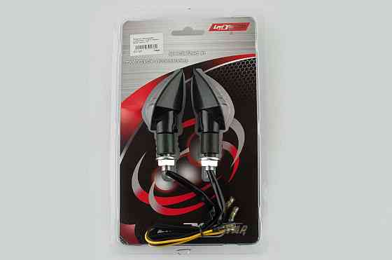 Повороти світлодіодні, стріла (пара) (чорні, біле скло) ST Мукачево