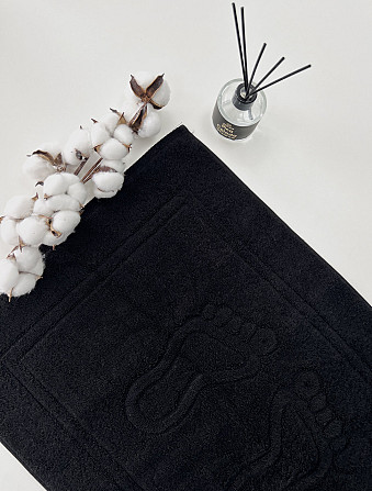 Комплект махровых полотенец + коврик для ног Ideal Textile Чорний Черновцы - изображение 3