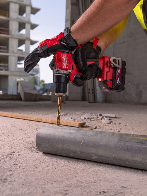 Дриль-шуруповерт акумуляторна безщіткова ударна MILWAUKEE M18 BLPDRC-0 (60Нм) (каркас) + M18 B2 подарунок Одеса - фото 5