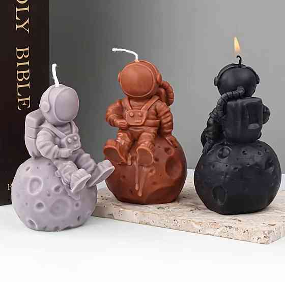 Силіконова форма астронавт на Місяці, 3D форма для свічок, мила, гіпсу, епоксидної смоли Київ