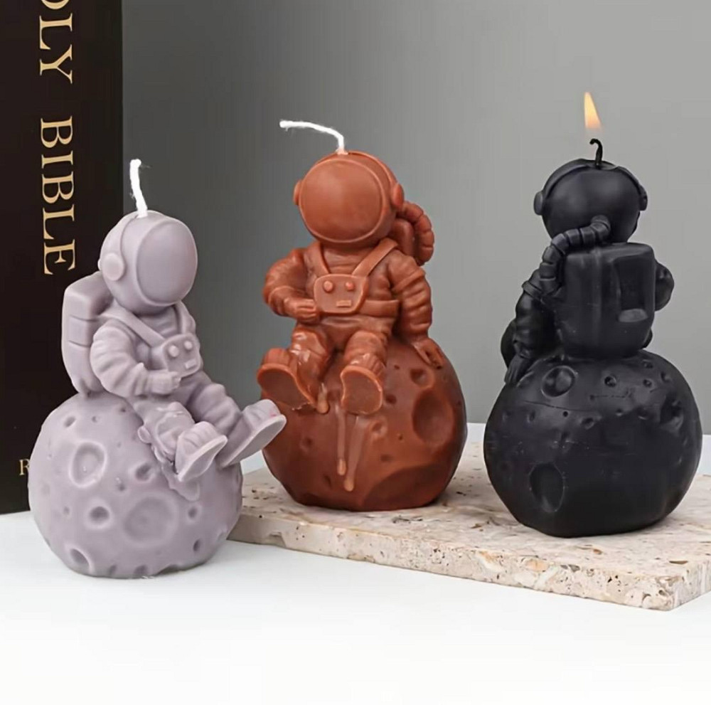 Силіконова форма астронавт на Місяці, 3D форма для свічок, мила, гіпсу, епоксидної смоли Київ - фото 1