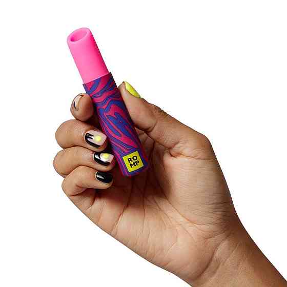 Вакуумный клиторальный стимулятор-помада Romp Lipstick, 7 уровней интенсивности Sex Aura Киев