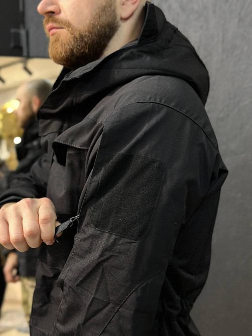 Чоловіча тактична куртка чорна ріп-стоп з капюшоном, водонепроникна і вітрозахисна, демісезонна Львів - фото 10