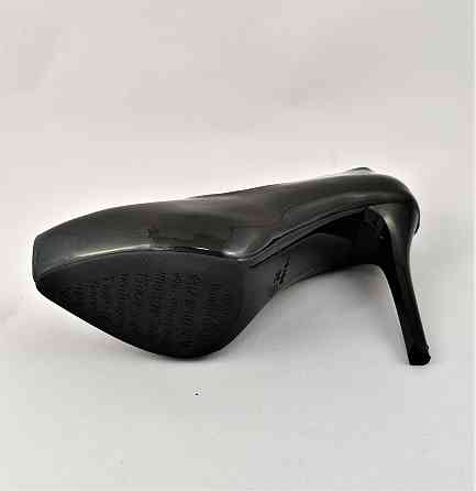 Жіночі Чорні Туфлі на Каблуку Шпильке Лакові Модельні (розміри: 36,38,40) — 16-1 Дніпро