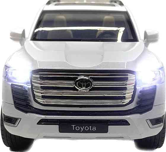 Машина Автосвіт Toyota Land Cruiser 300 інерційна відчиняються двері капот багажник 20 см Біла (AP-2007) Чернігів