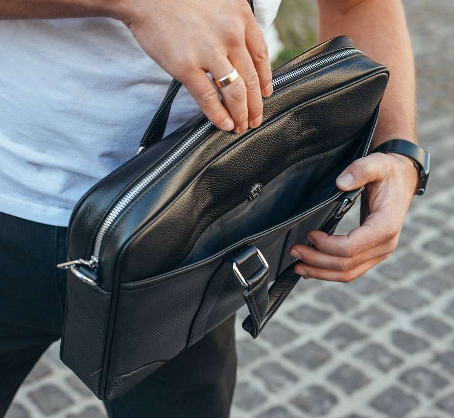 Чоловіча шкіряна сумка портфель для документів і ноутбука чорна ділова класична на плече містка Київ - фото 7