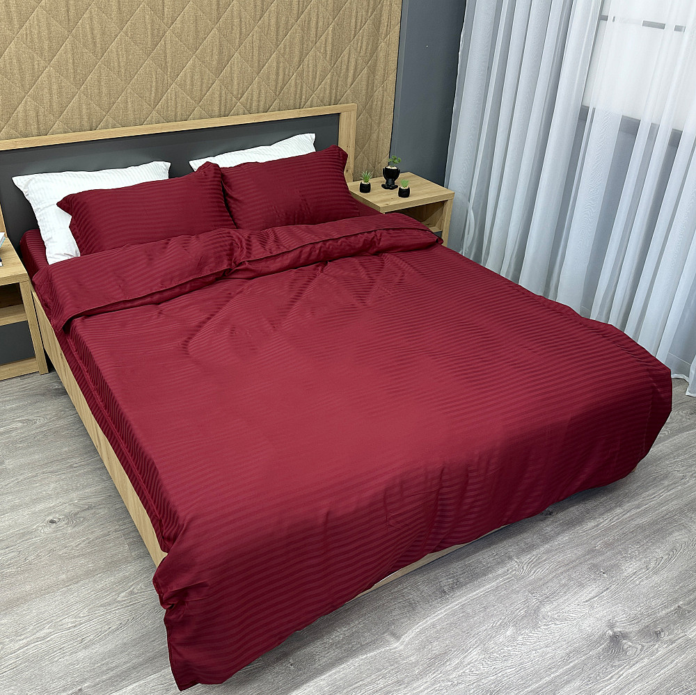 Комплект постільної білизни Страйп-сатин Двоспальний 180х220 з простирадлом на резинці Бордовий (88-116) Київ - фото 2