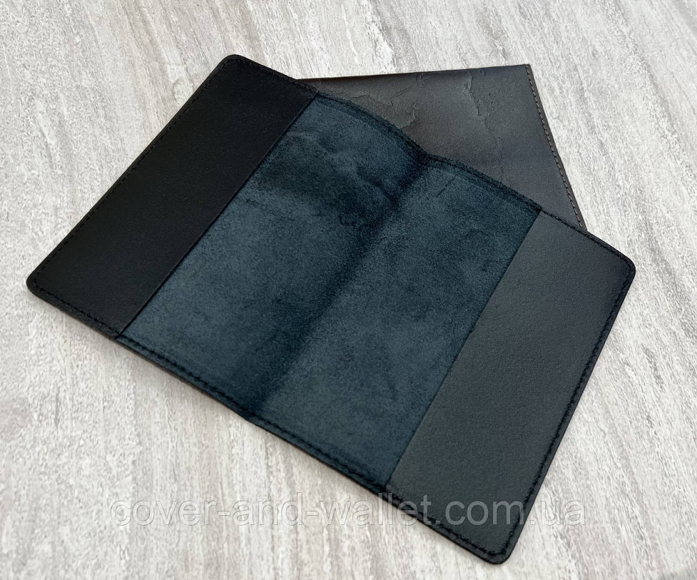 Обкладинка на паспорт карта світу з гладкої шкіри в чорному кольорі ST Leather Київ - фото 14