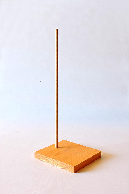 Подставка для кукол 