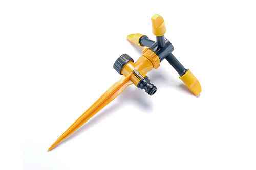 Дождеватель круговой с вращающейся головкой на пластиковом колышке СИЛА Киев