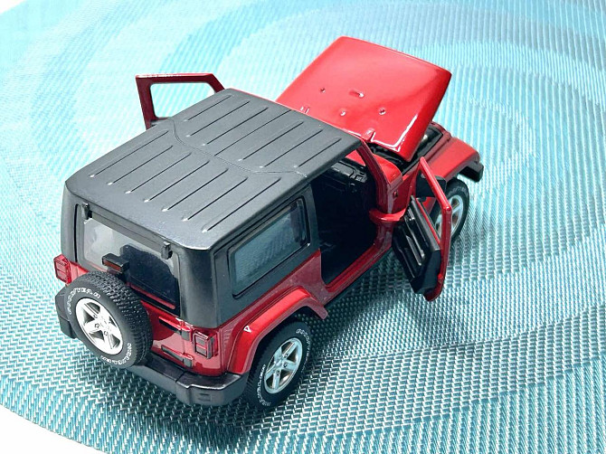 Машина металева Автопром Jeep Wrangler світло звук відчиняються двері капот 1:32 Червона (68331) Чернігів - фото 8