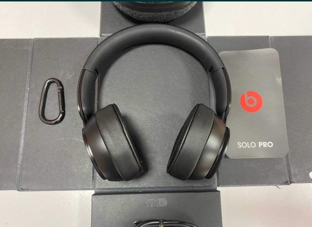 Beats Solo Pro Black (MRJ62)Наушники. Киев - изображение 1