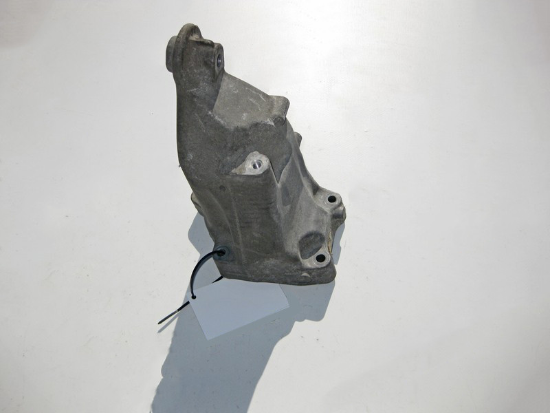 Mercedes-Benz  A6512233504 Кронштейн опори двигуна правий OM651 E-class W212 C-Class W204 C-Class Coupe C204 GLK X204 C-Class Estate S204 E-class S212 Одесса - изображение 1