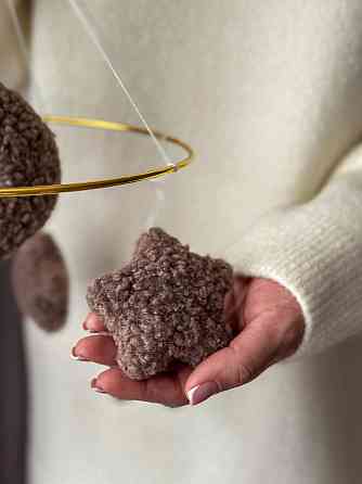 Детский мобиль на кроватку для младенцев ручной работы WooolyWool «Звезды беж» Киев