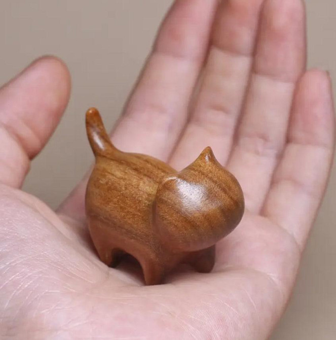 Декоративна фігурка кота з сандалового дерева 5×4 см Київ - фото 1