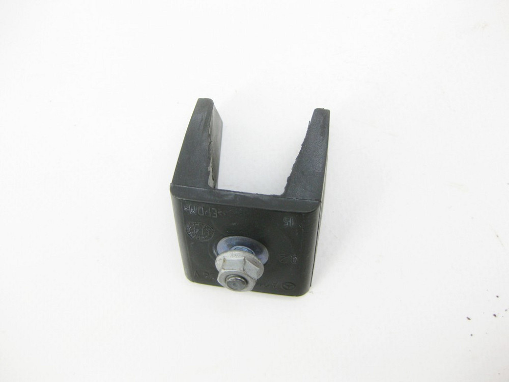 Mercedes-Benz  A2127500026 Гумовий відбійник петлі кришки багажника C-Class Coupe С205 C-Class W205 E-class W213 E-class Coupe C238 CLS C257 E-class W Одесса - изображение 1