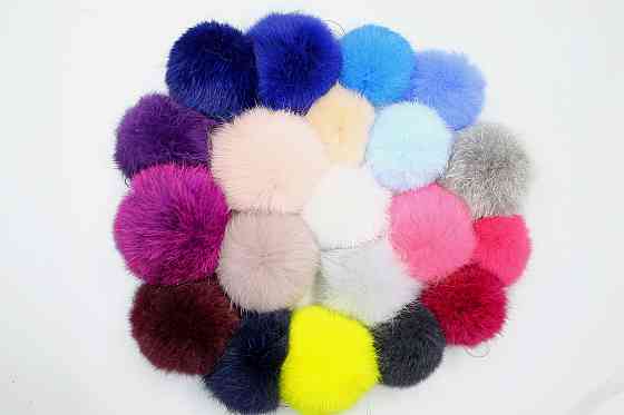 Помпони з натурального хутра кролика на нитці 6-7 см Червоний Харків