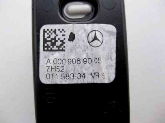 Mercedes-Benz  A0009069005 7H52 Плафон на задній правій стельовій ручці сірий C-Class W205 GLC X253 Coupe C253 Одеса