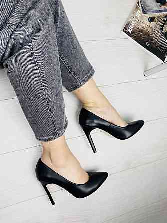 Nivelle Туфлі жіночі NIVELLE чорні натуральна шкіра каблук 11см 36р.37р.38р. (1740/10502-10512) Коломыя