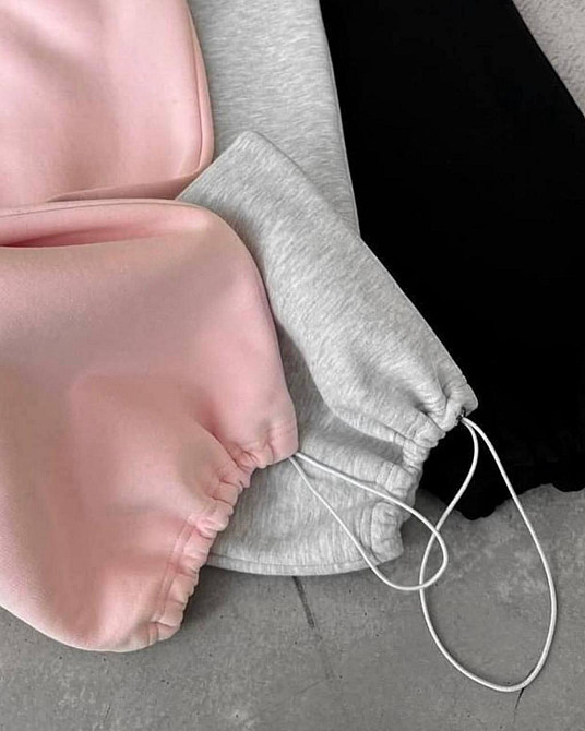 Женские утепленные объемные брюки на резинке в стиле оверсайз трехнитка на флисе Серый, 42/44 Одесса - изображение 4