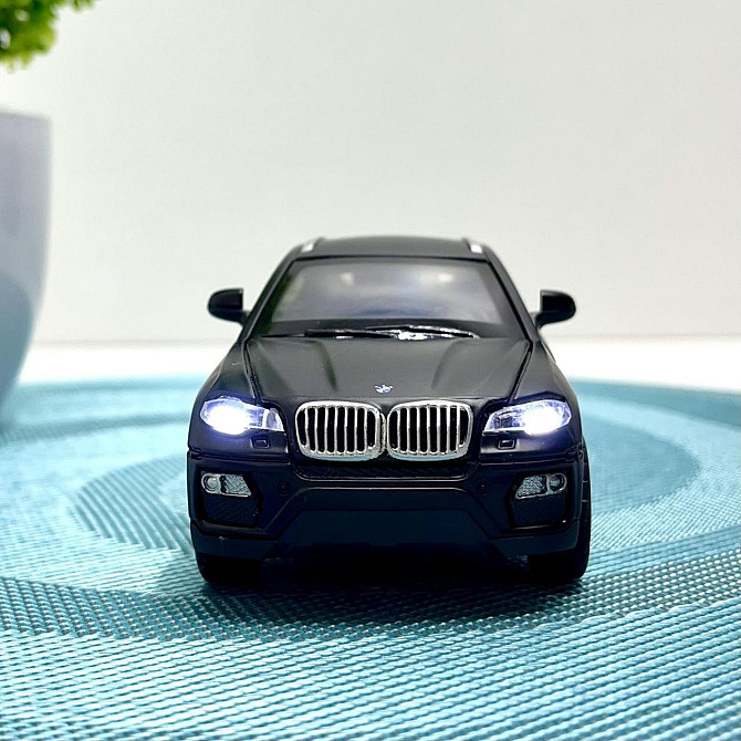 Машина джип Автосвіт BMW x6 металева інерційна 14см Червона (AP-1759) Чернігів - фото 4